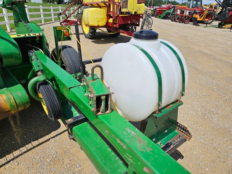 john-deere-3950-image-11