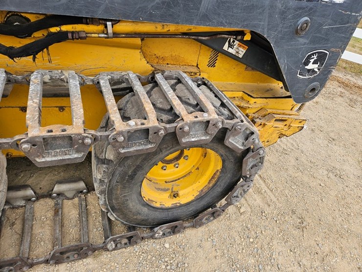 deere-328e-image-15