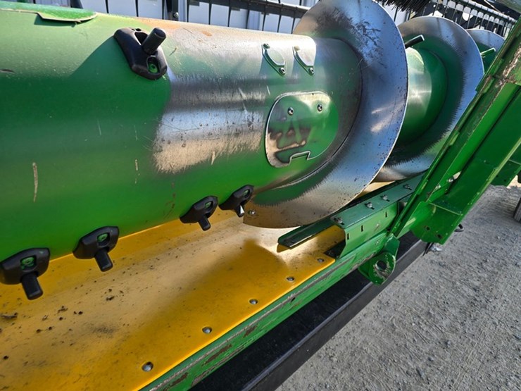 john-deere-635f-image-10