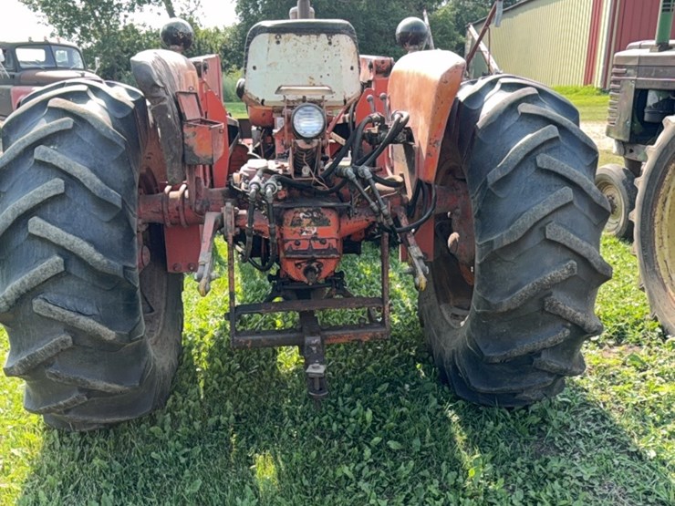 d-17-allis-chalmers-with-loader,-7,654-hrs-image-26