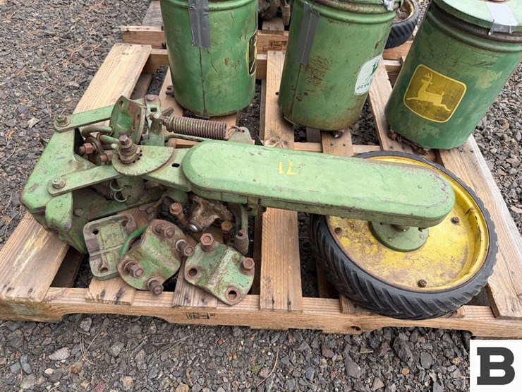 john-deere-71-image-8