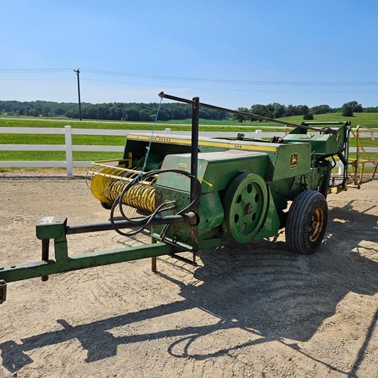 JOHN DEERE 346