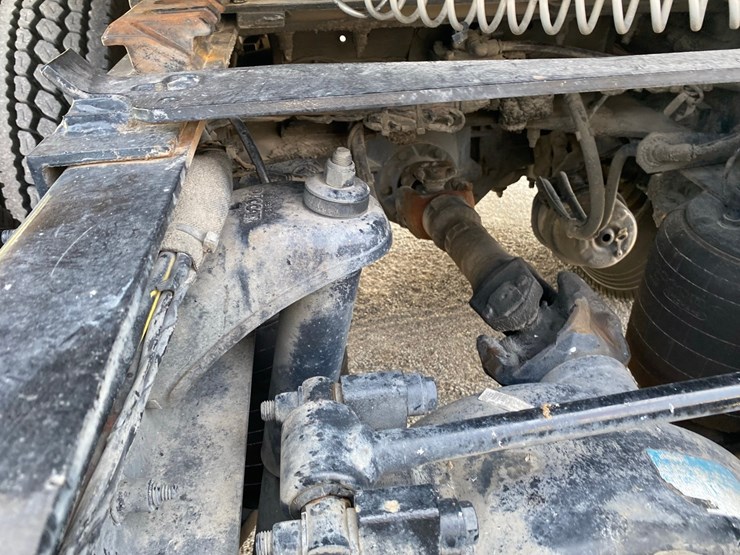 2019-peterbilt-579-image-22