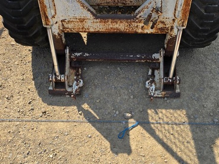 bobcat-825-image-10