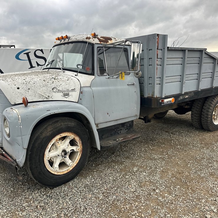 1968 INTERNATIONAL LOADSTAR