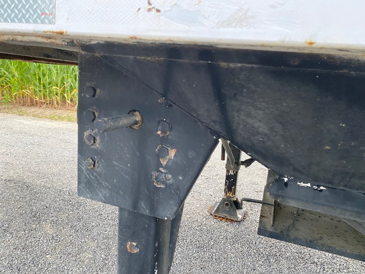 1995-dakota-grain-hopper-trailer-image-44