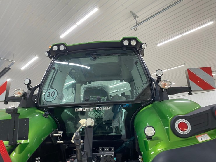 deutz-fahr-8280ttv-warrior-image-29