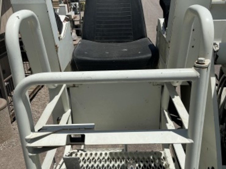 2009-international-workstar-7600-image-17