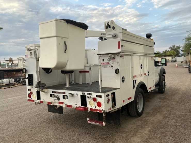 2016-ford-f550-image-5