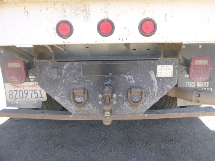 2011-ford-f550-image-15