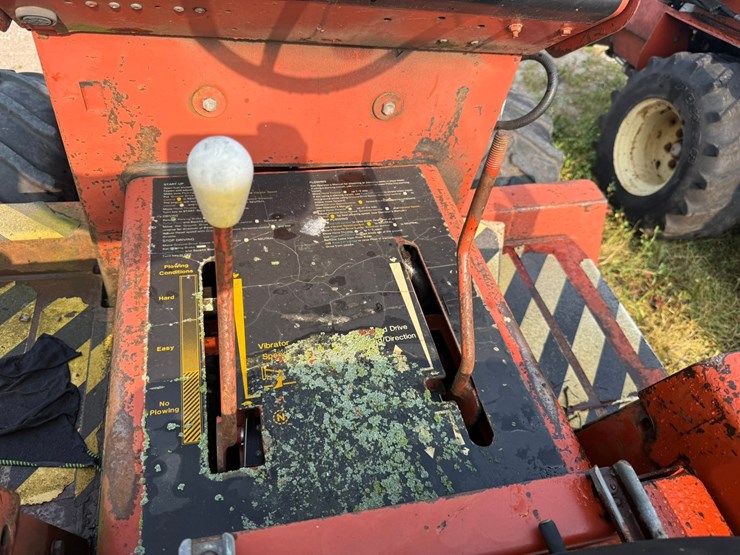 ditch-witch-3500dd-image-25