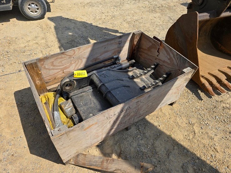 kubota-kx080-image-3