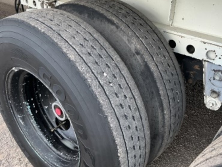 2001-fontaine-tp-4-4064sl-stretch-trailer-image-10