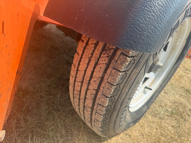 2016-jlg-t350-image-21
