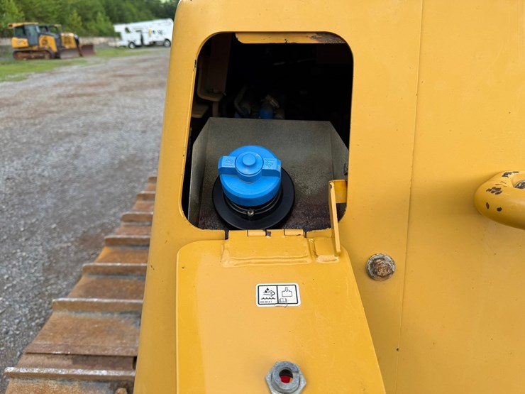 caterpillar-d6k-image-28