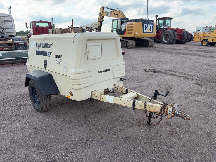 2003-ingersoll-rand-185-image-3