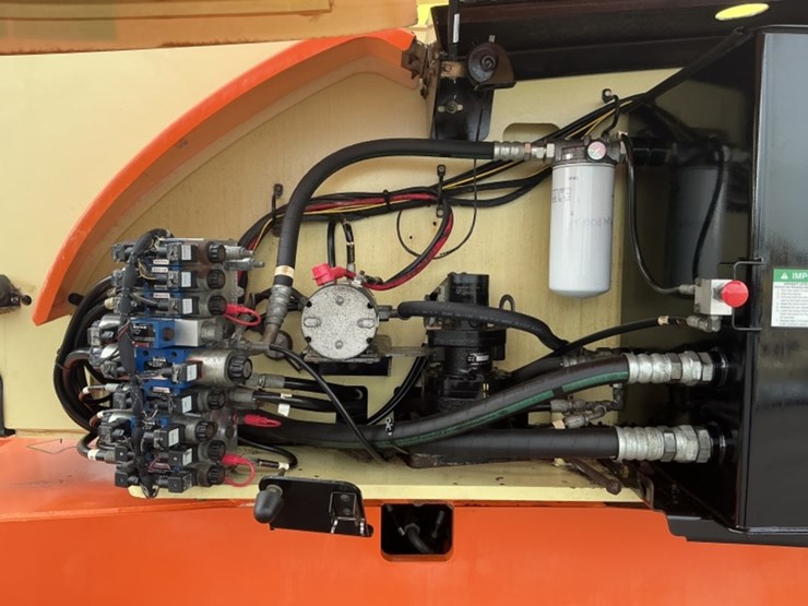 2009-jlg-800a-image-13