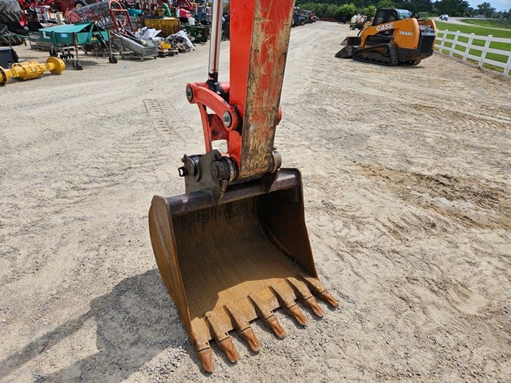 2022-kubota-kx080-4-image-11