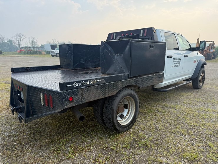 2011-dodge-3500-image-5