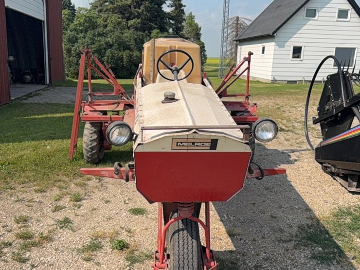103-melroe-spray-coupe,-engine-runs,-transmission-linkage-issue,-have-booms-image-24