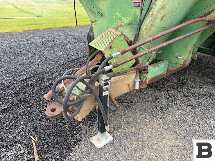 john-deere-650-image-10
