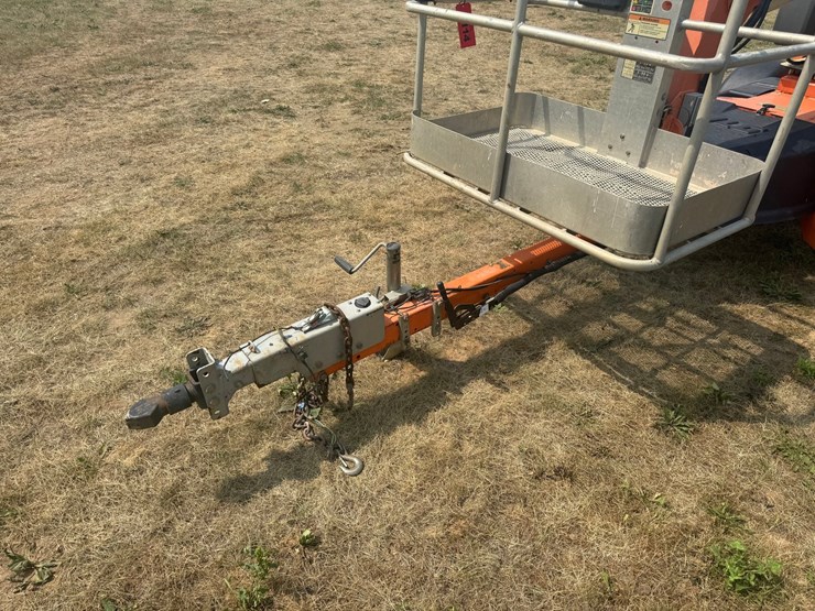 2016-jlg-t350-image-9
