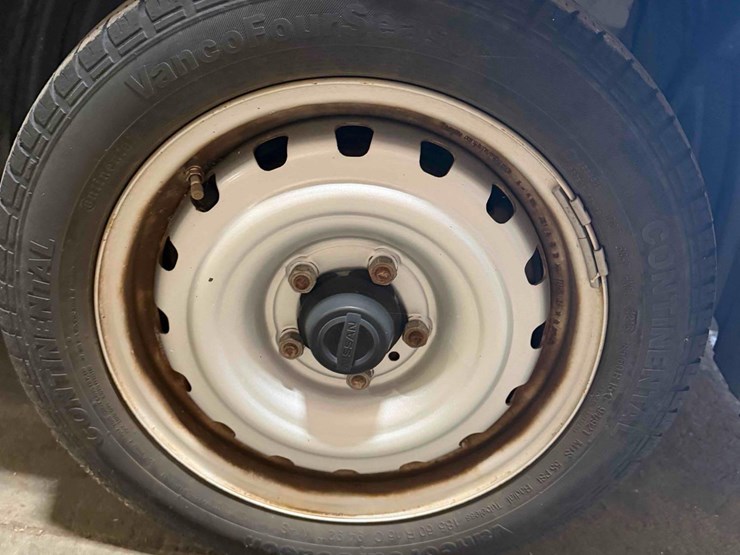 2017-nissan-nv200-image-5