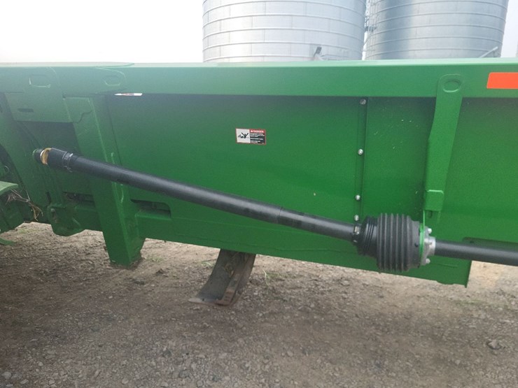 2014-john-deere-612c-corn-head---field-ready-image-9