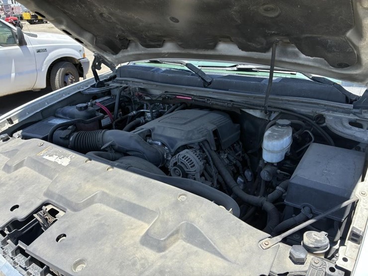 2009-chevrolet-3500hd-image-11