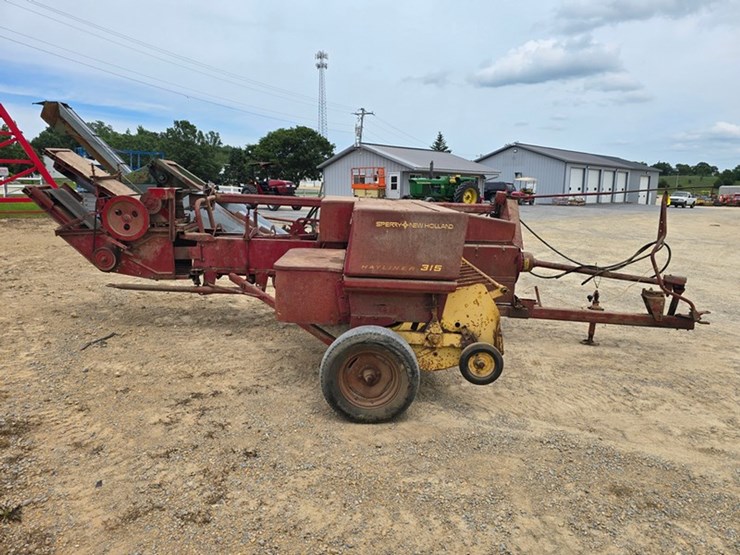 new-holland-315-image-6