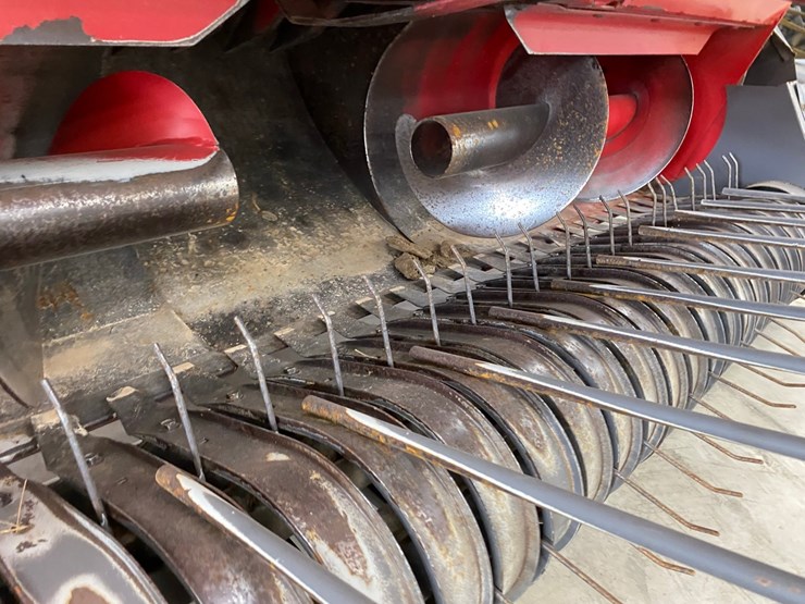 massey-ferguson-1837-image-13