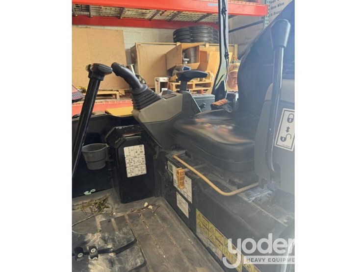 2023-caterpillar-302.7cr-image-9