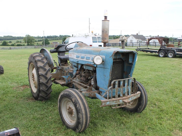ford-3000-image-3