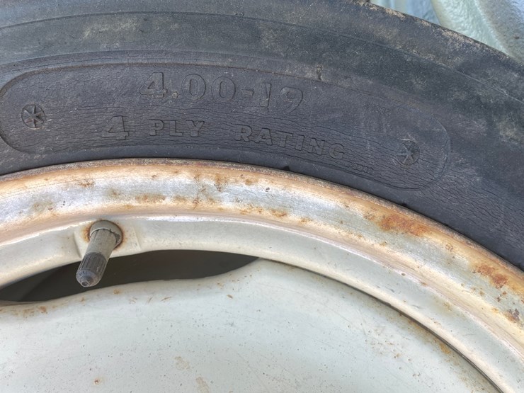 ford-tractor-image-5