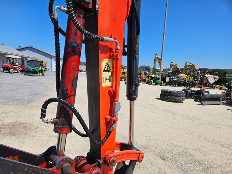kubota-kx057-4-image-17