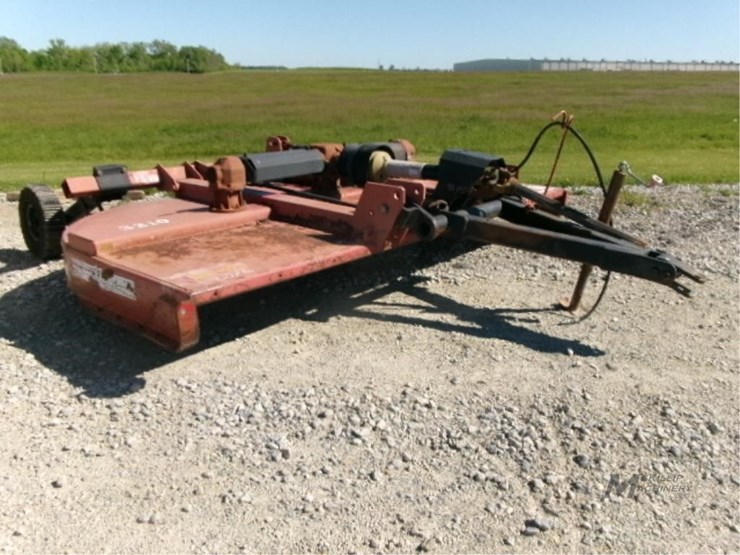 bush-hog-3210-image-3