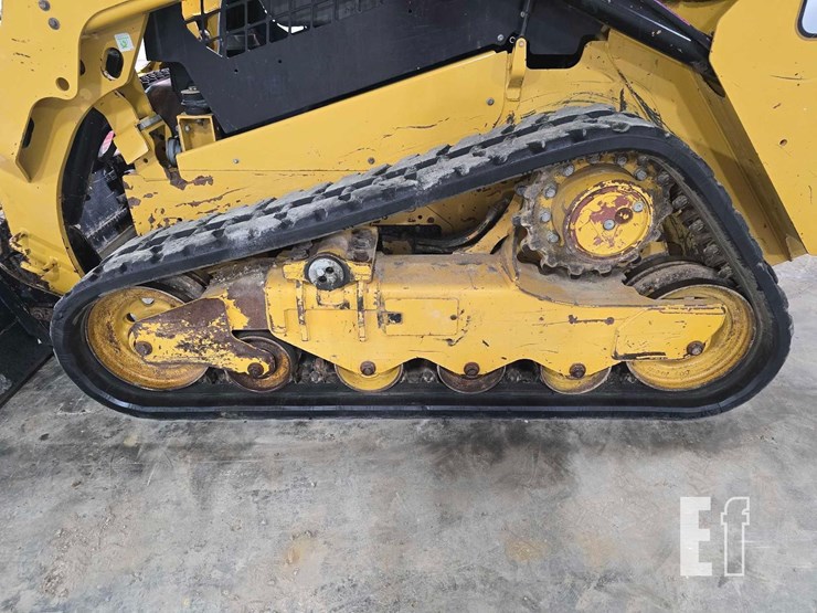 2022-caterpillar-259d3-image-27