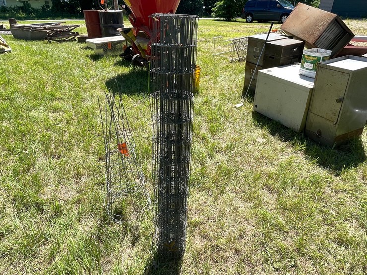 #3302-•-wire-fencing-and-tomato-cages-image-5