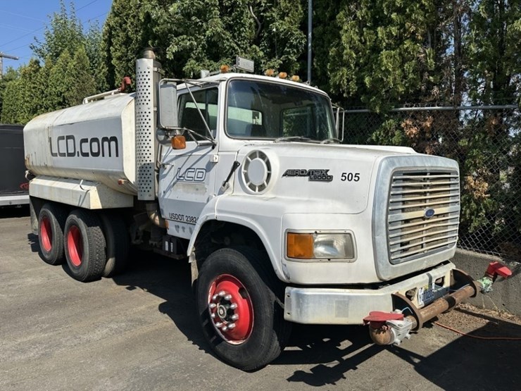 1989-ford-lta9000-image-1
