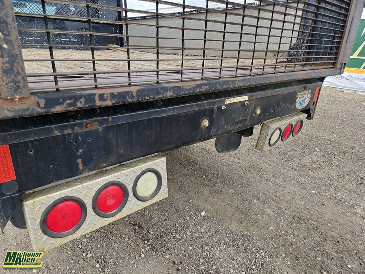 2004-dodge-ram-2500-image-33