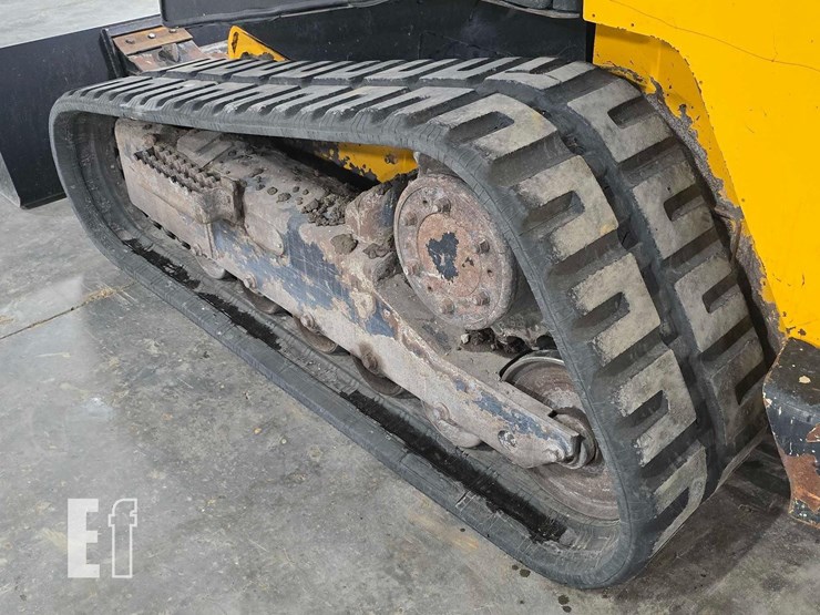 2021-jcb-3ts-8t-image-26
