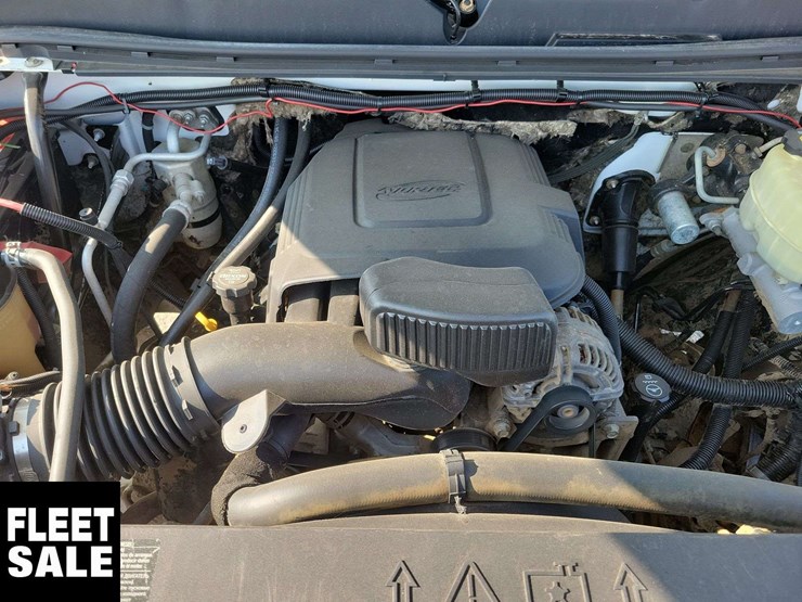 2013-chevrolet-silverado-3500hd-lt-image-54