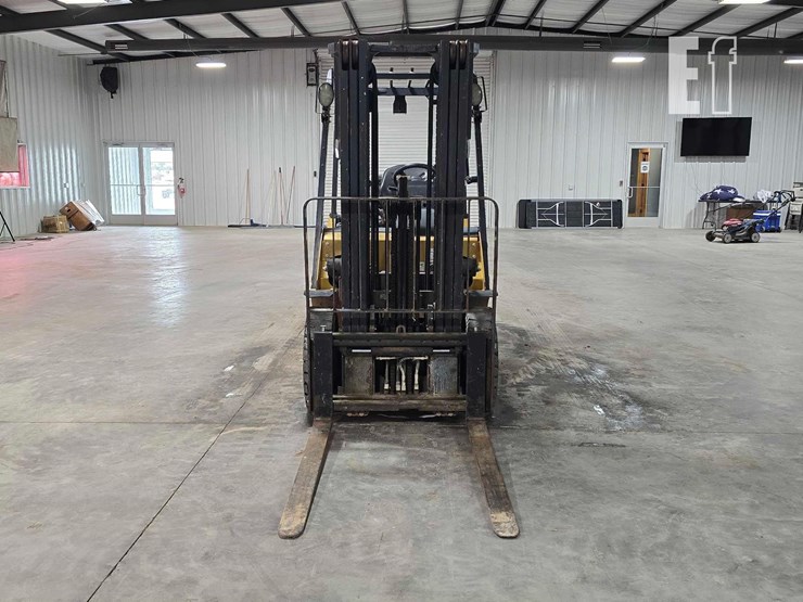 2020-caterpillar-gp25n-image-7