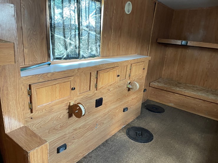 #5819-•-2004-ice-trailer-(sells-bill-of-sale)-image-19