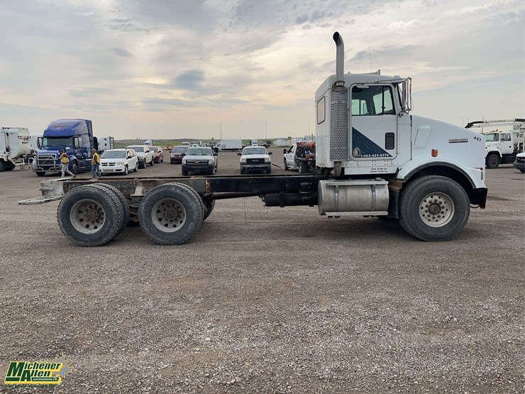 2000-kenworth-t800-image-7