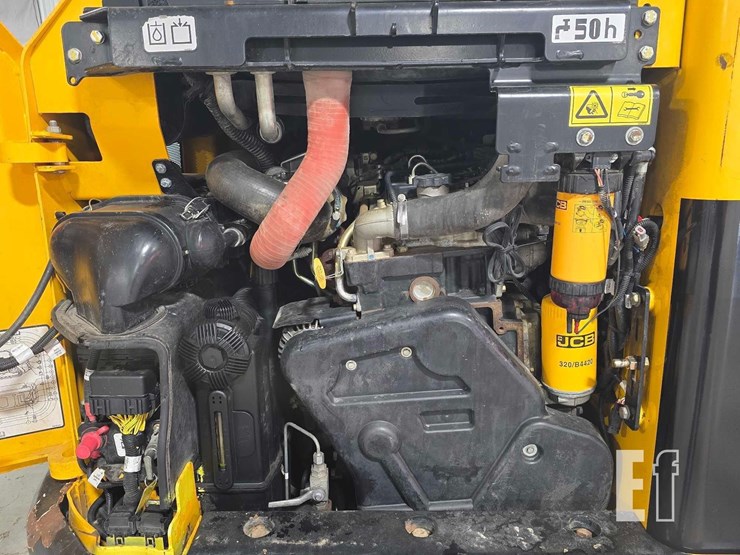 2022-jcb-3ts-8t-image-20