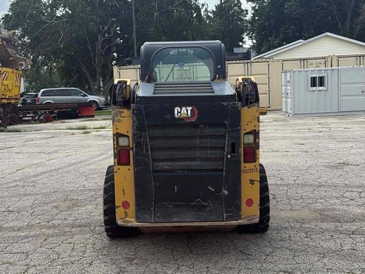 2021-caterpillar-236d3-image-7