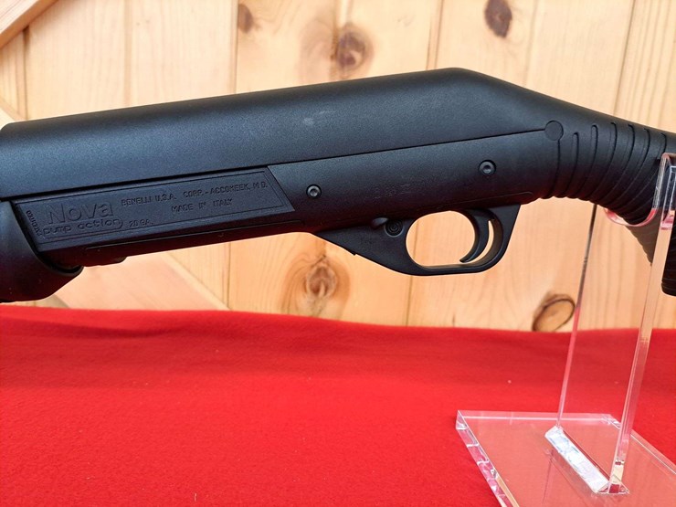 benelli-nova-20-gauge-pump-action-shotgun-image-4