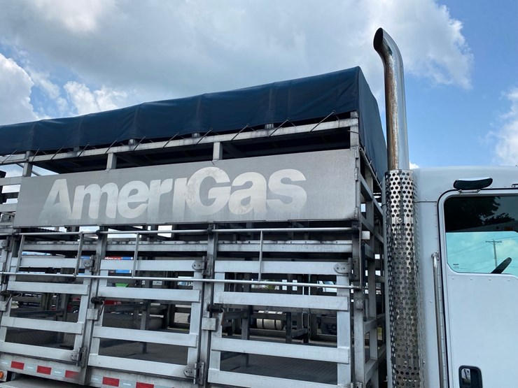 2014-kenworth-t370-bottle-gas-truck-image-11