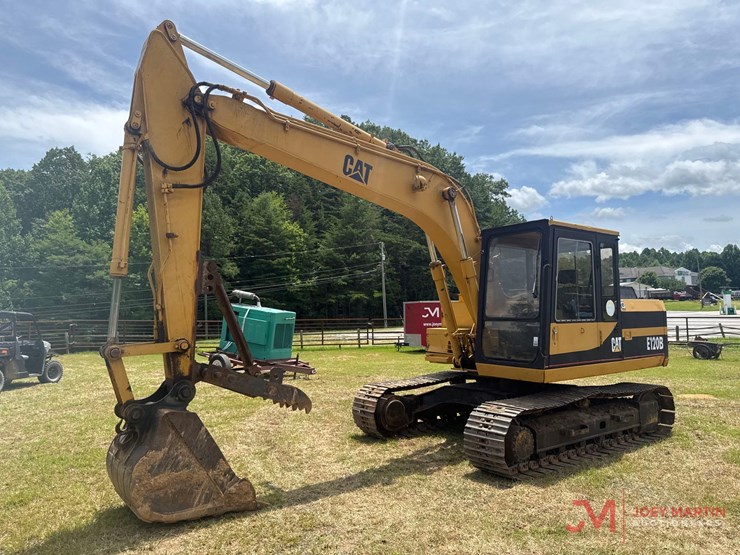 caterpillar-e120b-image-4